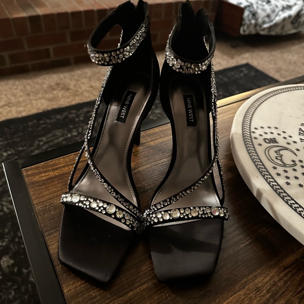 Nine West Talla heeled sandals with embellishments
